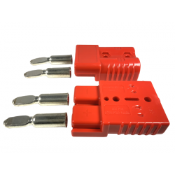 Prise rapide Hollywood 2x53mm² 175A continu pour connecter/déconnecter votre amplificateur et de manière sécurisée.