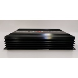 Amplificateur de puissance quatre canaux TRF Audio 4x300wrms, convient pour subwoofer, médium ou tweeter.